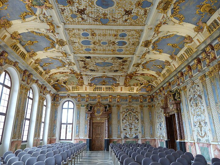 Leitheim-Kaisersaal-Donau-Sehenswürdigkeit-SigmarHientzsch