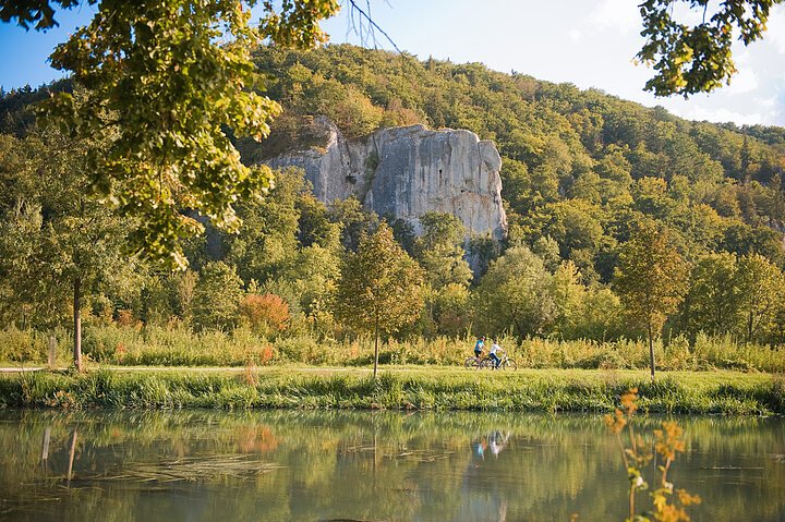Kelheim-Radtour-Donau-Fahrrad- TourismusverbandImLandkreisKelheime.V.,AntonMirwald