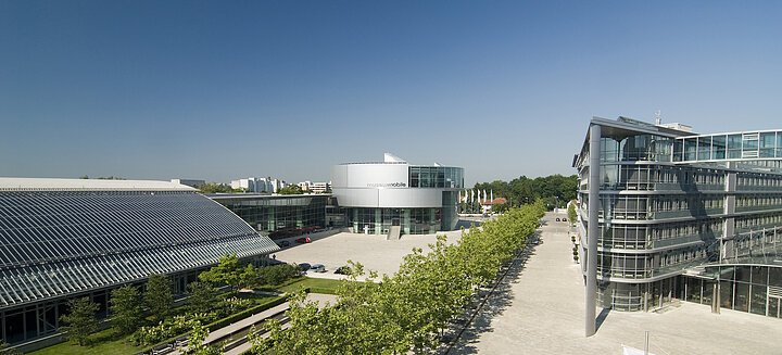 Ingolstadt-AudiForum2-Donau-Sehenswürdigkeit-AUDIAG