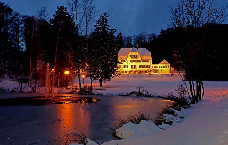 Blaustein - Villa Lindenhof nachts