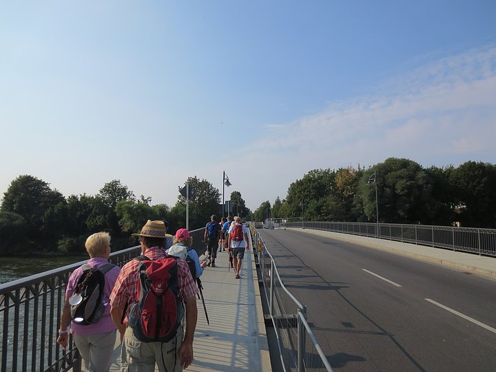 August 2015, Pilger überwinden Grenzen in Donauwörth