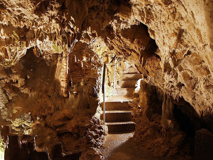 Beuron - Tropfsteinhöhle Kolbingen